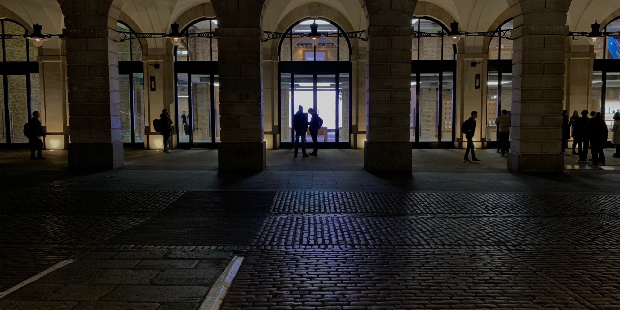 Covent-Garden-Apple-Store-4 Covent-Garden-Apple-Store-4